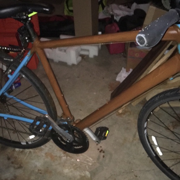 Bike - Picture 2 of 5